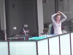 एक युवा सज्जन की संगति में हॉट महिला सेक्सी मूवी नई ऊंची हो जाती है