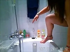 एक युवा महिला ने घर पर एक गंजा लड़के को एक अच्छा हिंदी में फुल सेक्स मूवी blowjob दिया