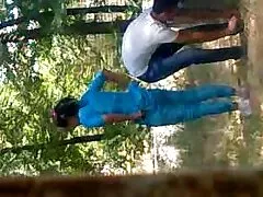 शॉवर में सेक्सी मूवी kaylynn आत्मसमर्पण करने के लिए एक युवा लड़की को तलाक दिया