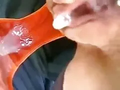 गृहस्वामी ने कैरियर की सीढ़ी सेक्सी फिल्म की मूवी को आगे बढ़ाने का फैसला किया